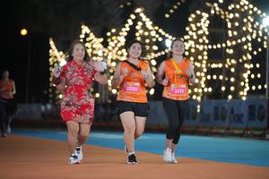 BIB: 26269, 24791
                            <button type="button" onclick="openModal(21639878)" class="btn btn-primary btn-sm float-right btn-popup" data-toggle="modal" data-target=".modal-high-quality">
                        <i class="fas fa-shopping-cart"></i> Add to Cart
                    </button>
                                            <button type="button" onclick="isThisMe(21639878, true)" class="btn btn-success btn-sm float-right btn-popup btn-isme hidden" data-toggle="tooltip" data-placement="bottom" title="นี่คือรูปของคุณใช่ไหม คลิกที่นี่เพื่อเอาเข้าอัลบั้ม">
                        <i class="fas fa-plus"></i> Add to album
                    </button>
                    <button type="button" onclick="isThisMe(21639878, false)" class="btn btn-warning btn-sm float-right btn-popup btn-isnotme hidden">
                        <i class="fas fa-ban"></i> Remove from album
                    </button>